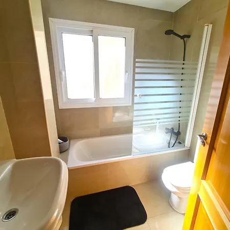 Apartment Ave Huelin 3rooms Con Parking Y Ac